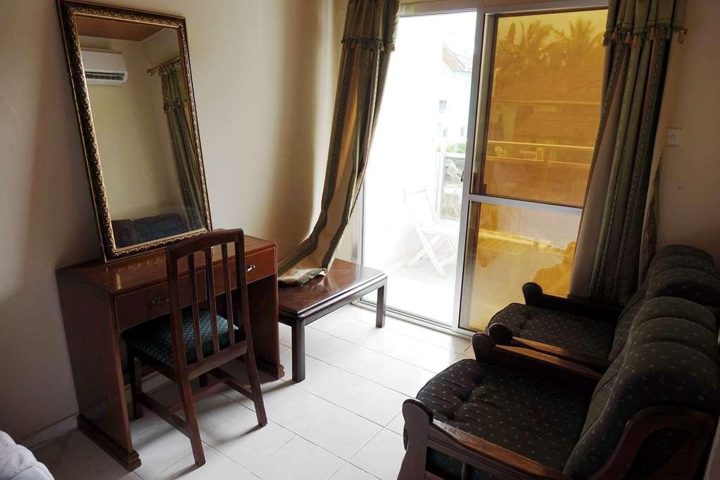 Wusum Hotel Makeni الغرفة الصورة