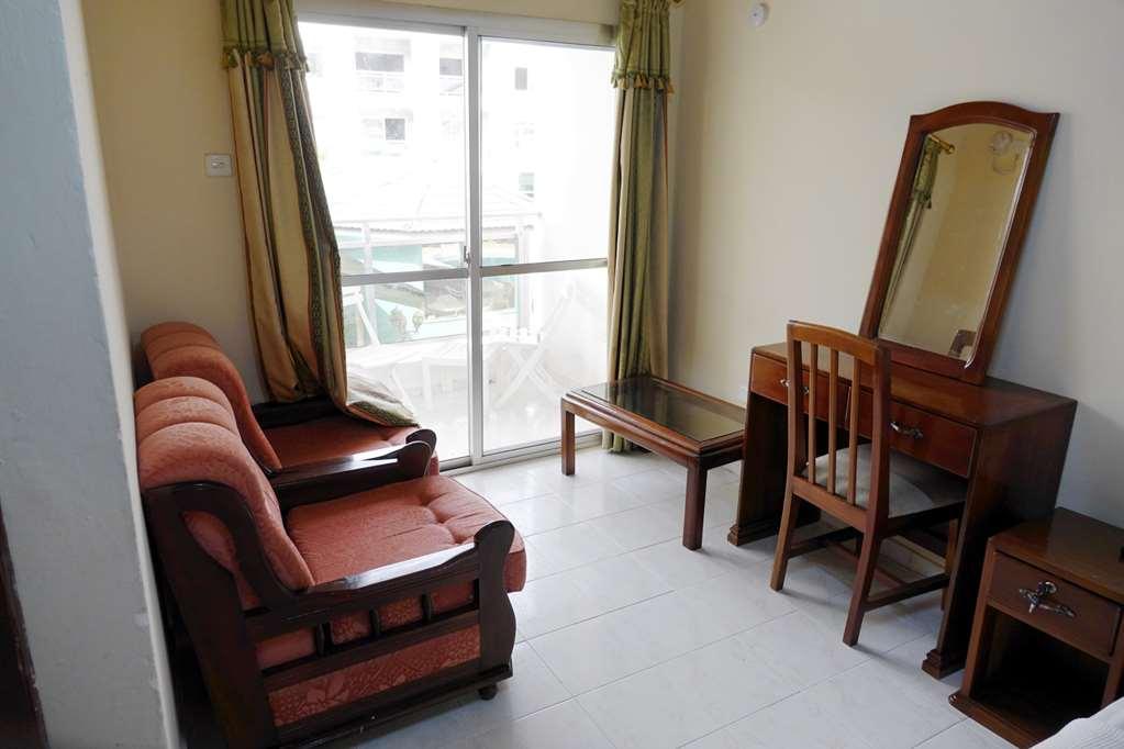 Wusum Hotel Makeni الغرفة الصورة