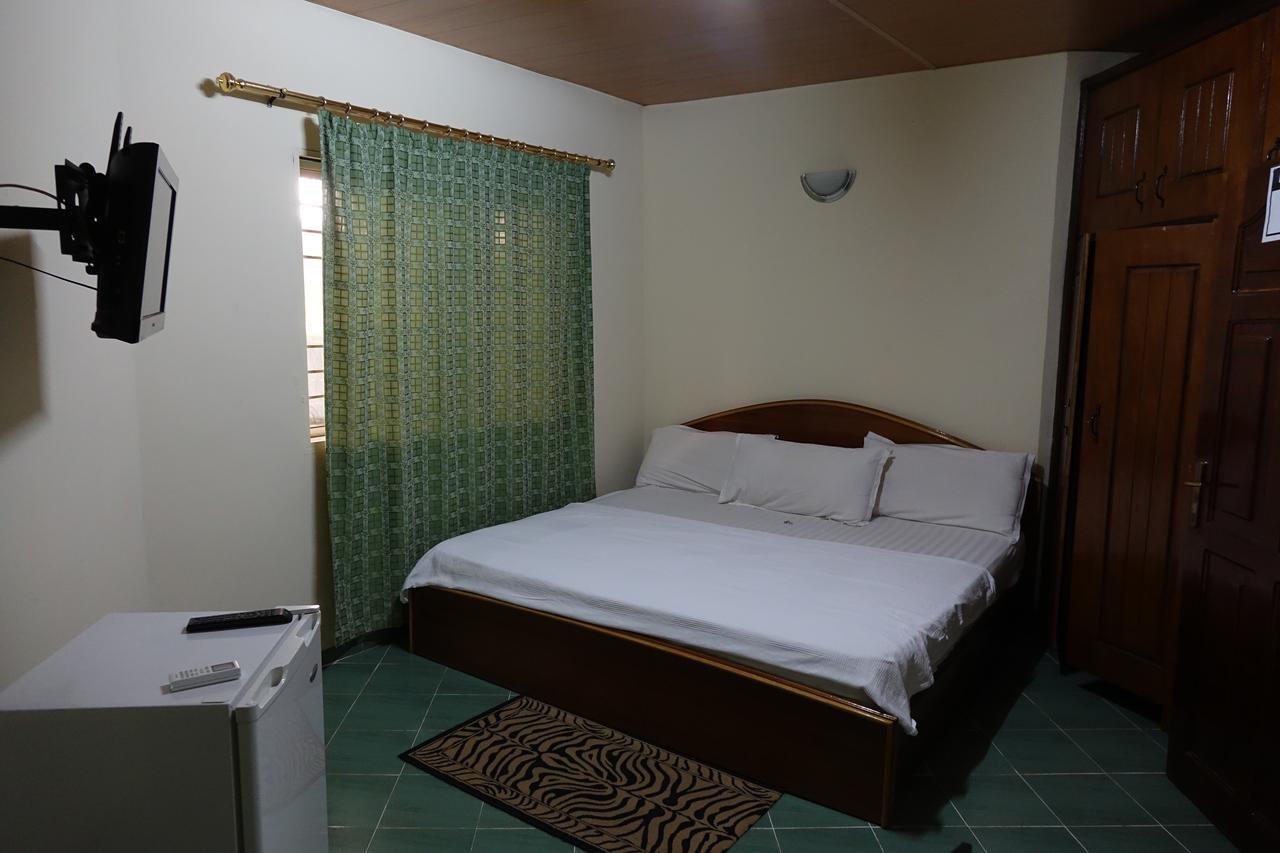 Wusum Hotel Makeni المظهر الخارجي الصورة