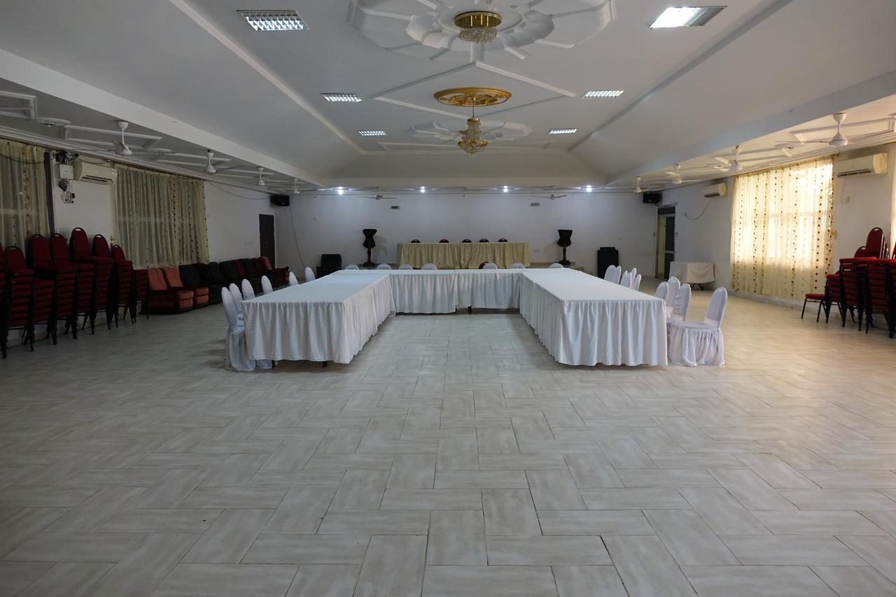 Wusum Hotel Makeni المظهر الخارجي الصورة